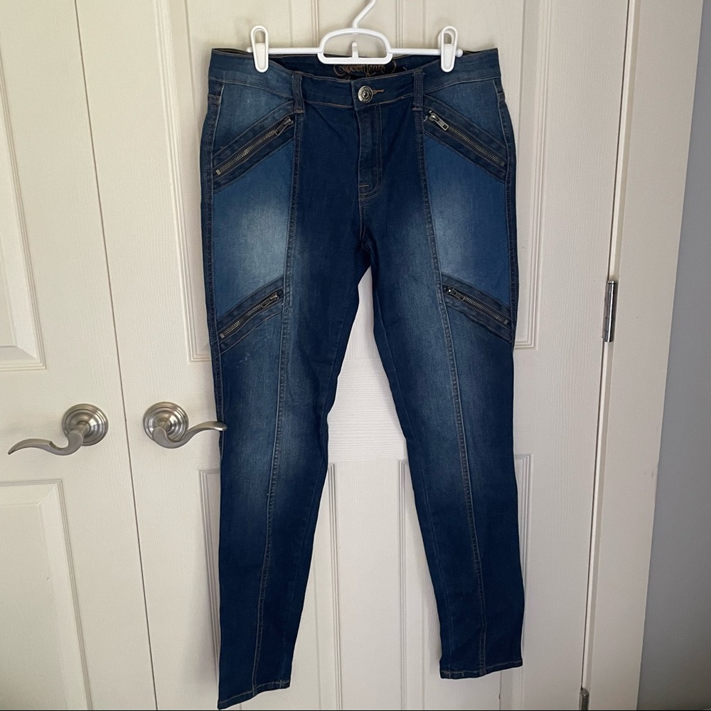 Women’s jeans